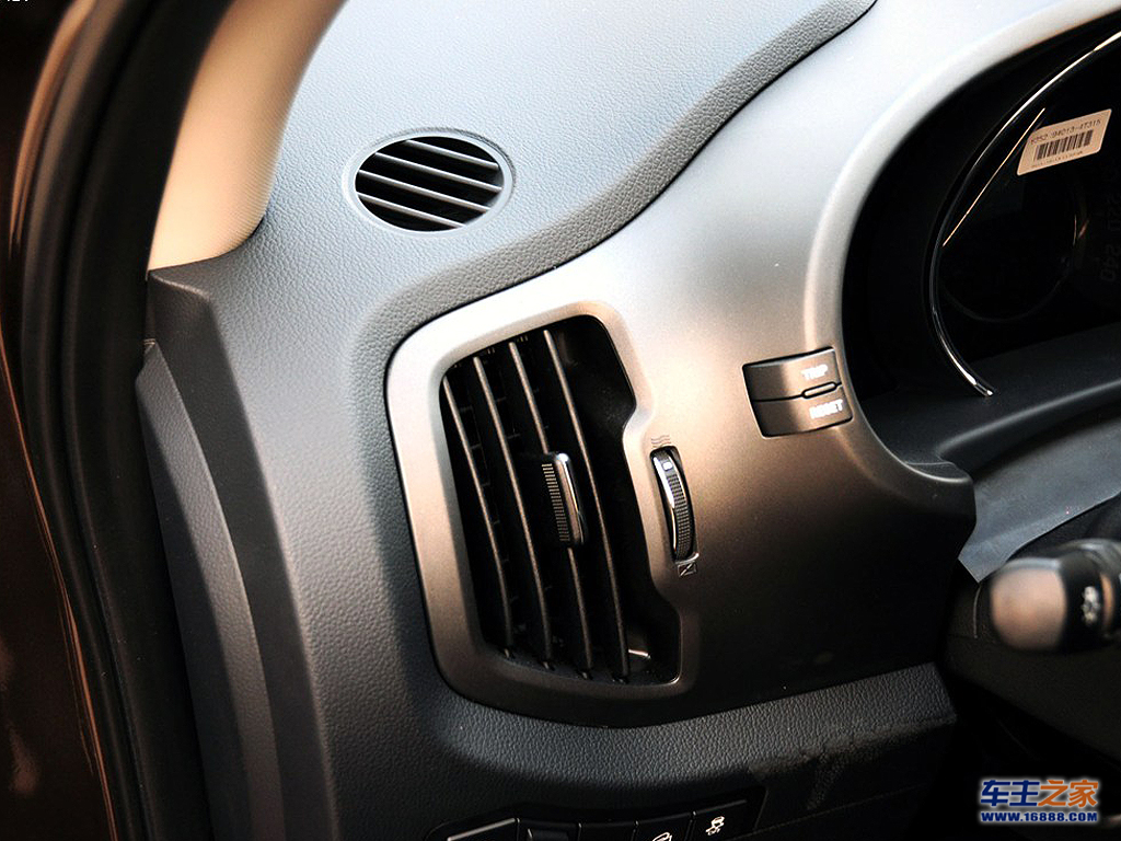 前排空调出风口高清图片