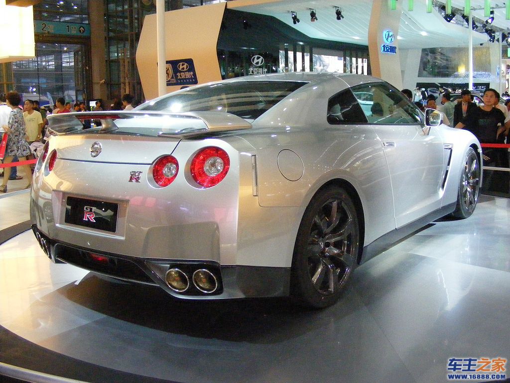日产gt-r