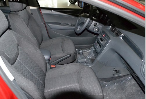 首推风尚型 东风标致308全系购买推荐(13) 大家车网