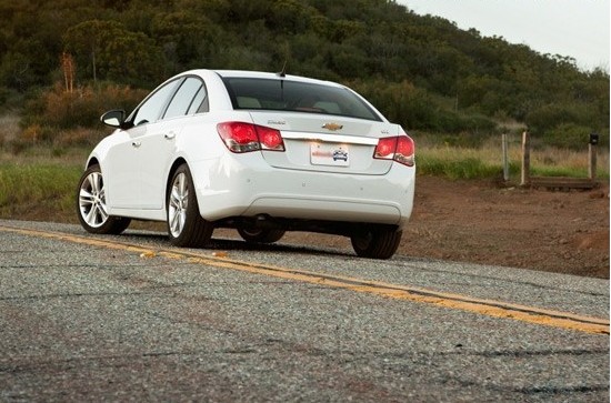 家用运动两相宜 福克斯科鲁兹对比评测(3) 大家车网