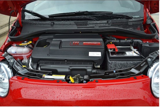 追求时尚品味 4款12-30万进口小车导购(8) 大家车网