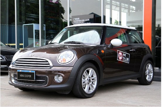 追求时尚品味 4款12-30万进口小车导购(9) 大家车网