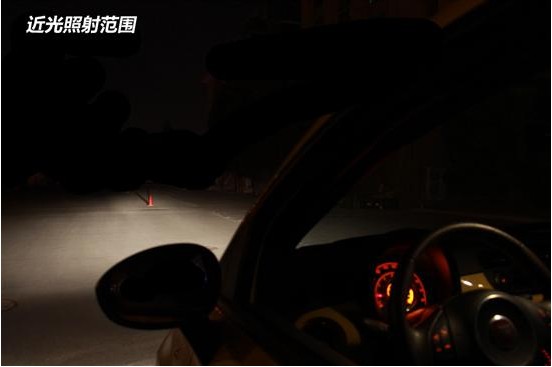 体验意式风情 评测菲亚特500运动版(27) 大家车网