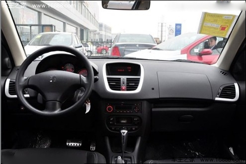 小窗口大世界 五款配备电动天窗车型推荐(2) 大家车网