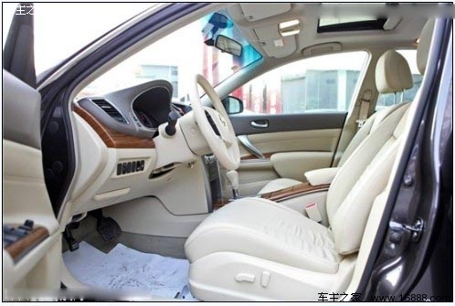 有头有脸的大人物 试驾东风日产新天籁(12) 大家车网