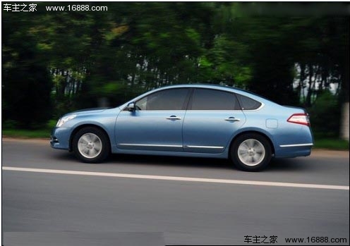 有头有脸的大人物 试驾东风日产新天籁(18) 大家车网
