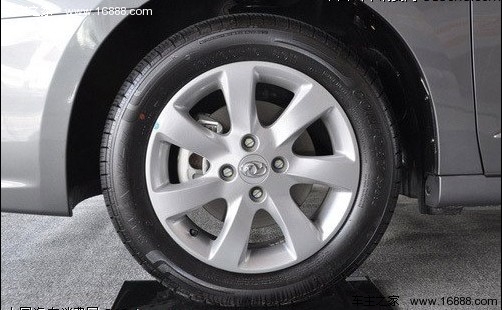 比的是品质 东风风神A60对比启辰D50(5) 大家车网