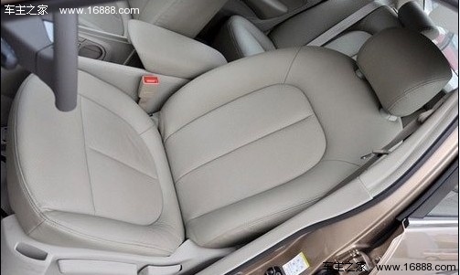 比的是品质 东风风神A60对比启辰D50(11) 大家车网