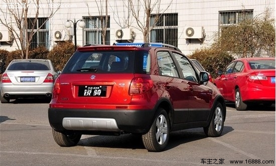 五一自驾游 4款10万内带GPS导航车推荐(7) 大家车网