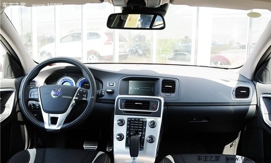 贴心的旅行伴侣 三款大天窗旅行车导购(11) 大家车网