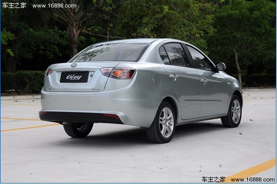 新老对抗车展 四款主流小型车导购分析(1) 大家车网