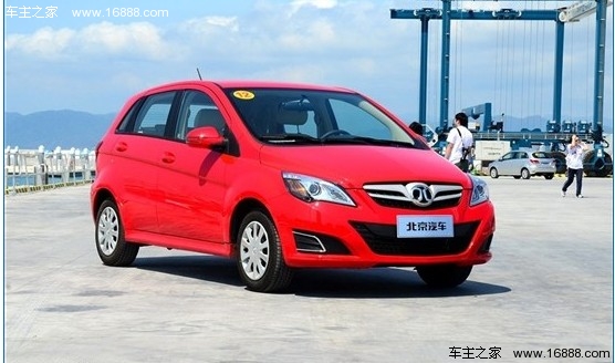 新老对抗车展 四款主流小型车导购分析(5) 大家车网