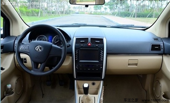 新老对抗车展 四款主流小型车导购分析(7) 大家车网