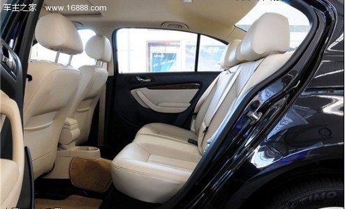 不输中型车 5款舒适合资紧凑车型导购(7) 大家车网