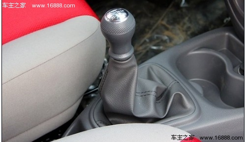 大都市里的小精灵 试驾2012款江淮悦悦(12) 大家车网