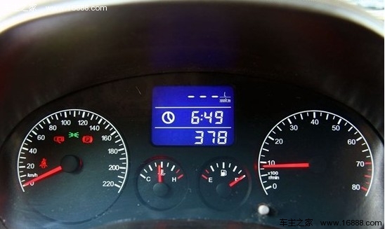 舒适与实惠结合 奇瑞瑞虎SUV试驾体验(8) 大家车网