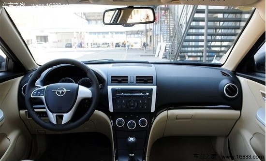 确实有两把刷子 试海马福美来1.6L手动(14) 大家车网