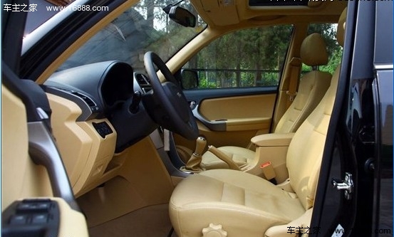 实惠PK实用 吉利全球鹰GX7对比奇瑞瑞虎(18) 大家车网