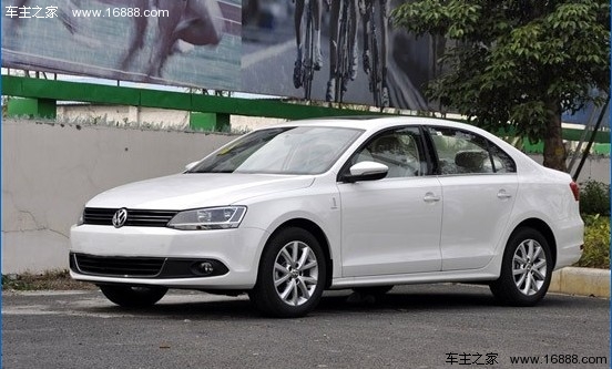 1.6L该选谁 2012款福克斯三厢对比新速腾(3) 大家车网