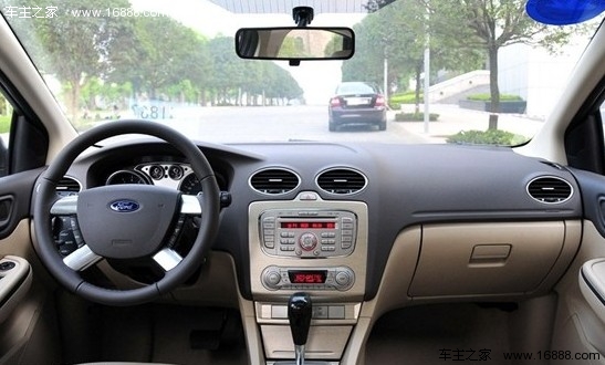 多多益善 盘点5款配备6安全气囊紧凑车型(16) 大家车网