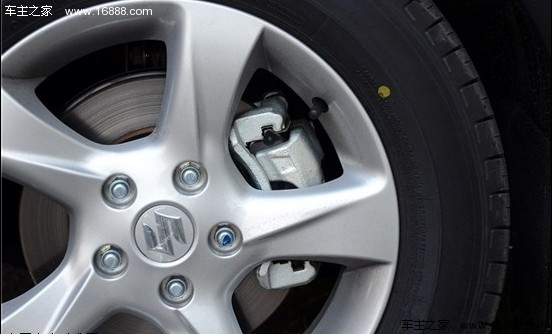 停车安全轻松 4款标配泊车辅助A级车导购(2) 大家车网