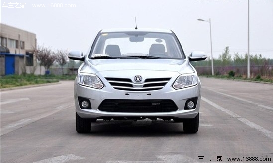 长安悦翔V3试驾 便宜代步车有了新选择(1) 大家车网