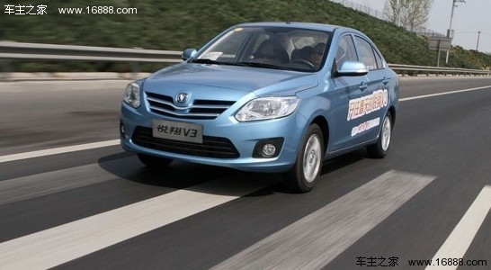 长安悦翔V3试驾 便宜代步车有了新选择(17) 大家车网