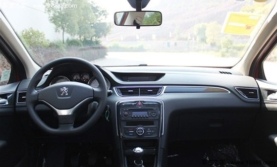 工薪家庭实惠之选 10-12万高性价比车型荐(5) 大家车网