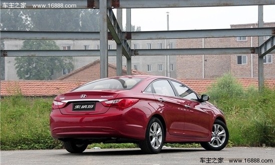 德系领先 五款2012年4月热销中型车盘点(24) 大家车网