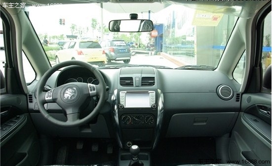 小车也有大空间 四款8-10万元两厢车推荐(14) 大家车网