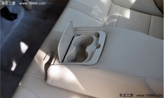 向合资品牌看齐!吉利帝豪EC8试车报告(16) 大家车网