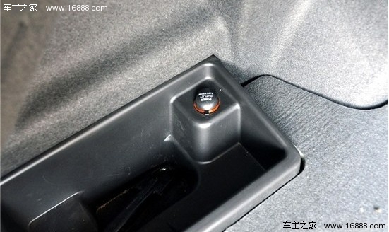 向合资品牌看齐!吉利帝豪EC8试车报告(21) 大家车网