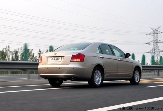 向合资品牌看齐!吉利帝豪EC8试车报告(28) 大家车网