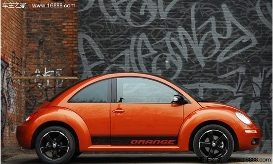 不再是女性专属 试驾大众甲壳虫墨橘版(3) 大家车网