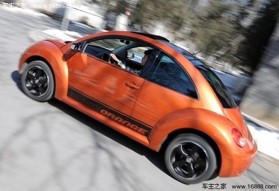 不再是女性专属 试驾大众甲壳虫墨橘版(18) 大家车网