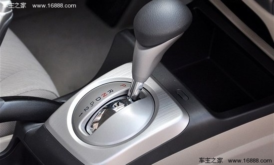 11万紧凑级的抉择 东风思铭对比标致308(25) 大家车网