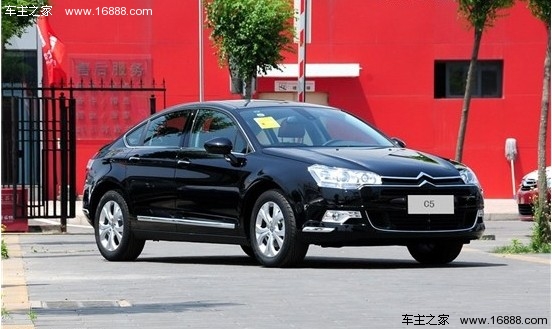 职业女性首选座驾 4款时尚运动中型车荐(5) 大家车网