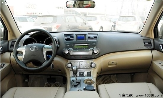 膝部安全很重要 荐4款标配膝部气囊SUV(1) 大家车网