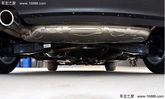 国人心中的经典 试驾一汽大众高尔夫6(15) 大家车网