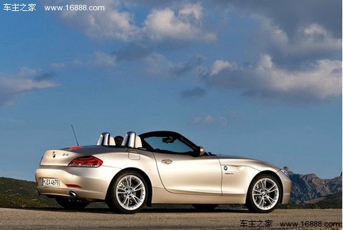 试驾宝马Z4 sDrive35i敞篷 速度的欲望(3) 大家车网