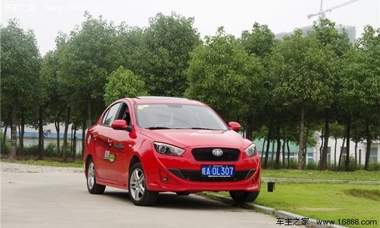 细节不足/空间是亮点 一汽欧朗评测报告(1) 大家车网