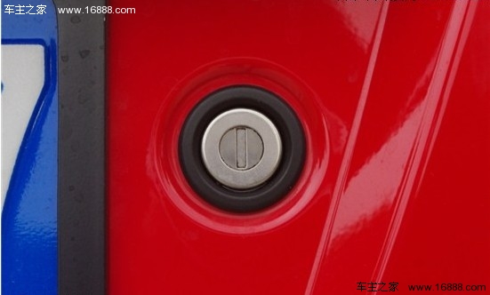 细节不足/空间是亮点 一汽欧朗评测报告(10) 大家车网