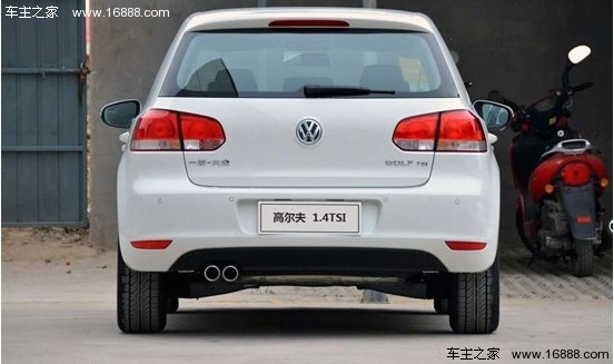 试驾第六代高尔夫1.4T 高品质两厢轿车(3) 大家车网