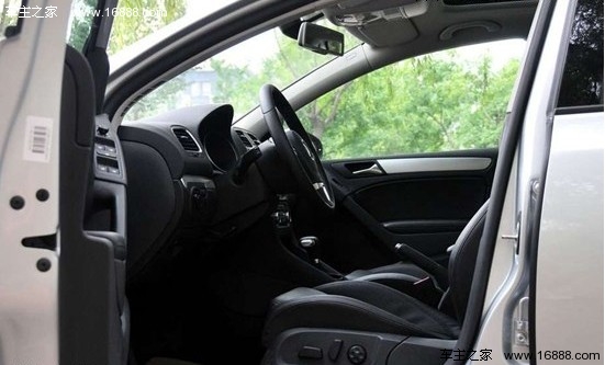 试驾第六代高尔夫1.4T 高品质两厢轿车(12) 大家车网