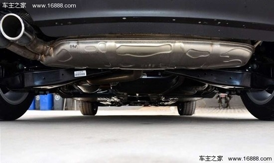 试驾第六代高尔夫1.4T 高品质两厢轿车(17) 大家车网