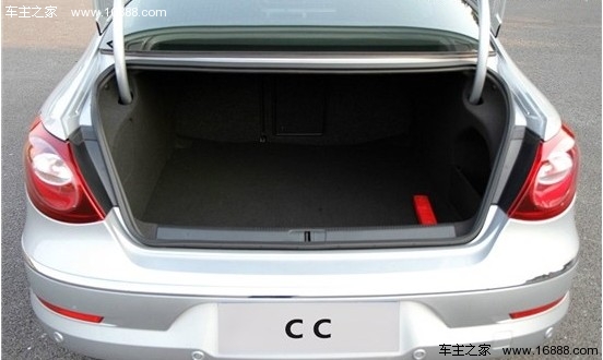 年轻绅士 大众CC VS 沃尔沃S60对比导购(12) 大家车网