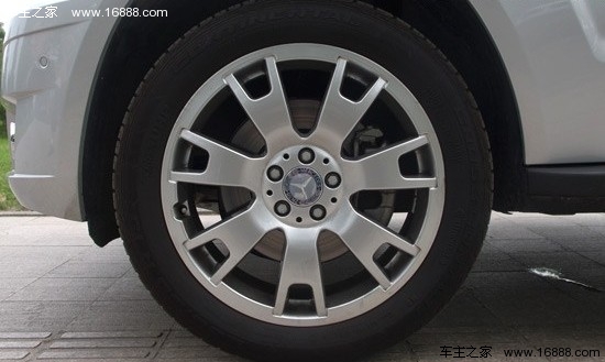 北京奔驰GLK评测报告:好开是最大优势(7) 大家车网