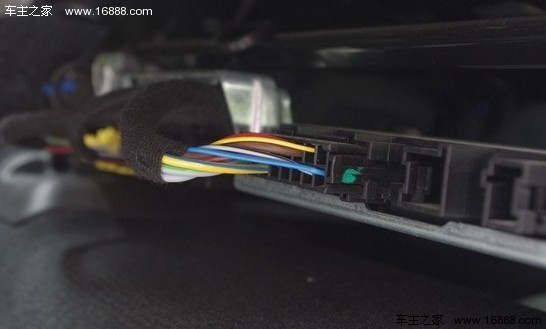 北京奔驰GLK评测报告:好开是最大优势(11) 大家车网