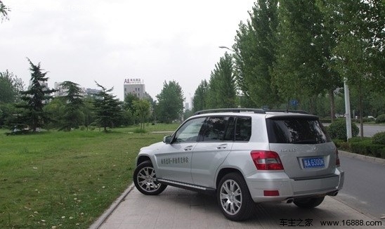 北京奔驰GLK评测报告:好开是最大优势(15) 大家车网