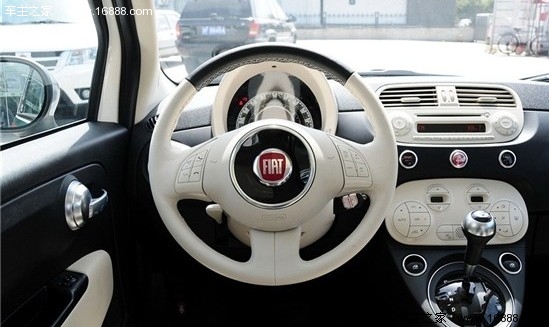 体验个性座驾魅力 三款潮流车型推荐导购(13) 大家车网